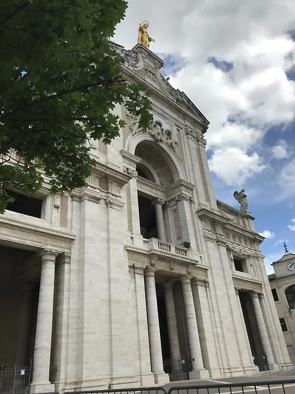 Camere Il Cantico Assisi Penzion