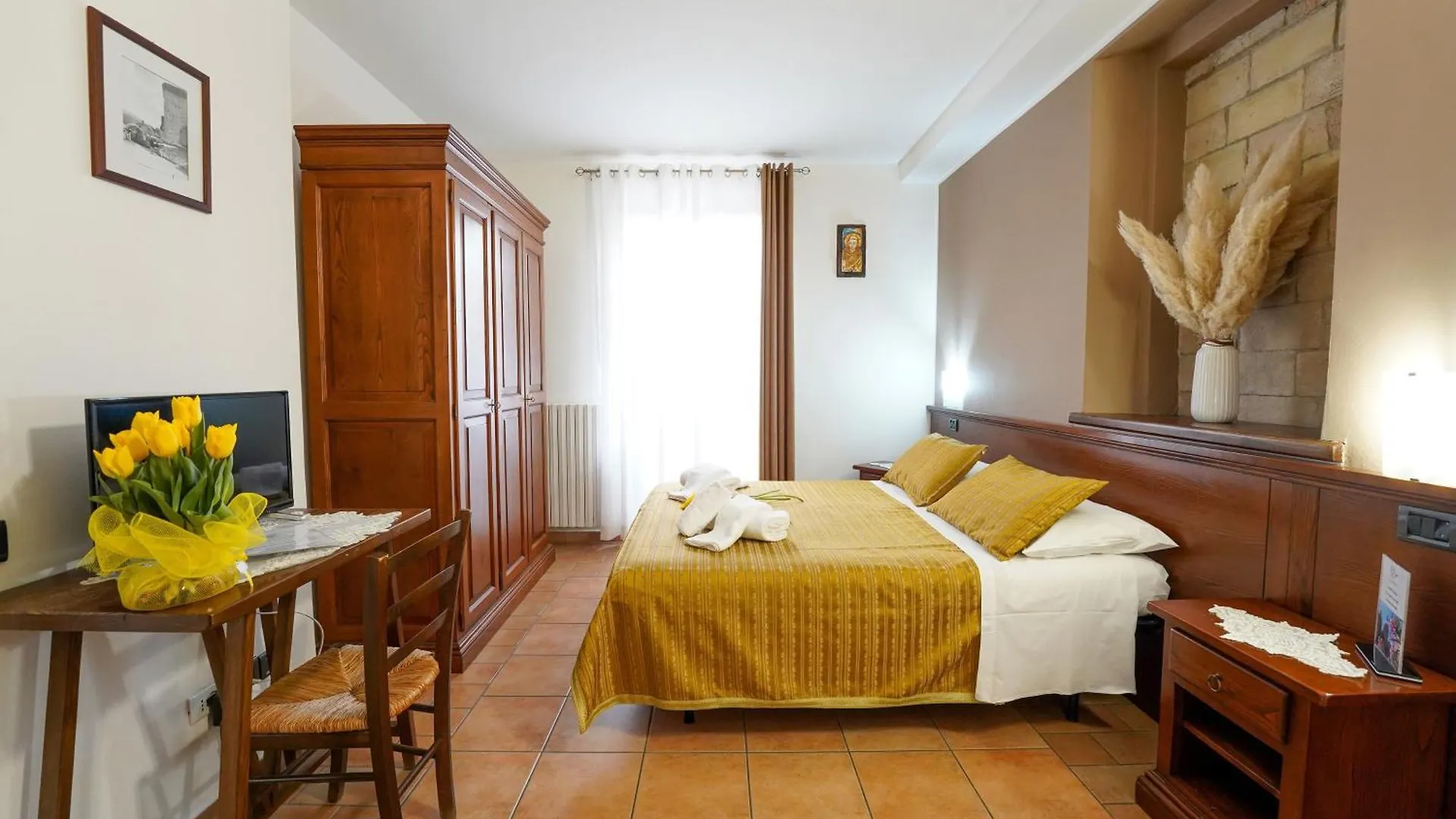 Camere il Cantico Assisi 0*,  Italia